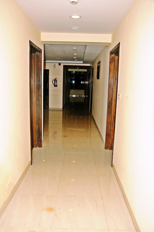 Hotel Mookambika Palace Kolluru Eksteriør billede